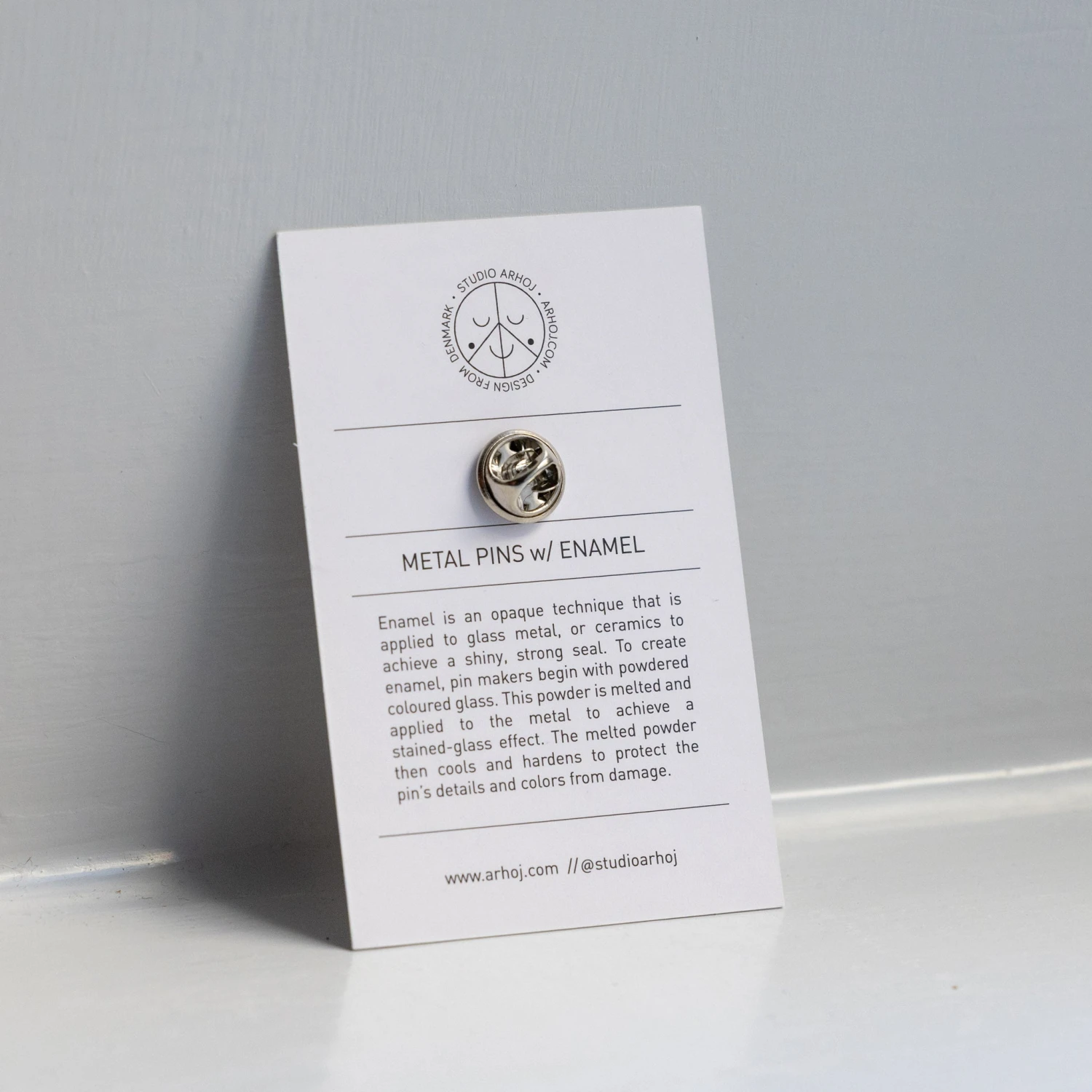 Metal Pin: Series #2(Metal Pin Series 2 Glitter Rainbow Worm) 3 Metal Pin: Series #2(Metal Pin Series 2 Glitter Rainbow Worm) - Image 3